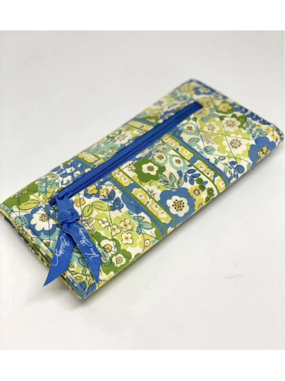 Vera Bradley English Meadow Trifold Wallet Floral Quilted Magnetic Closure RETIR